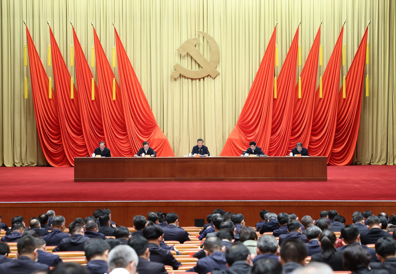 3月1日，2022年春季学期中央党校（国家行政学院）中青年干部培训班在中央党？。中共中央总书记、国家主席、中央军委主席习近平在开班式上宣布重要讲话。 新华社记者 刘彬 摄