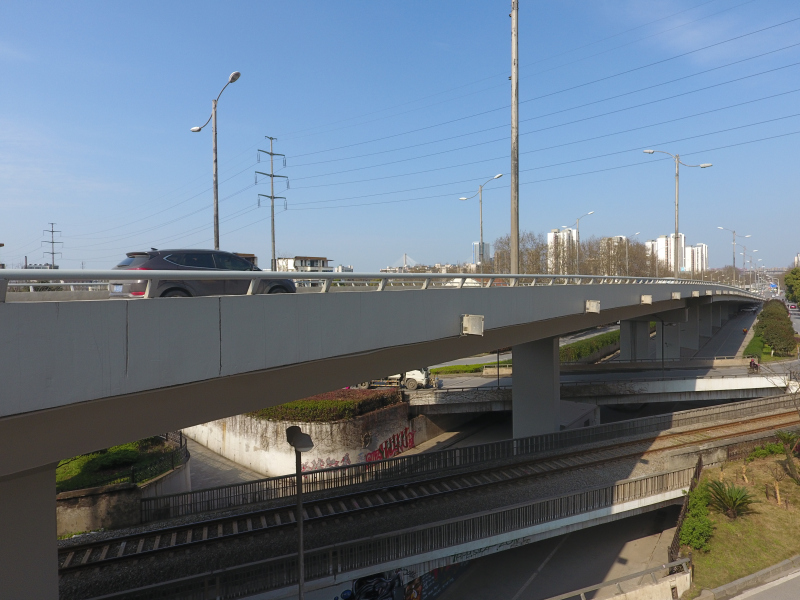 3868la天河总站(集团)股份有限公司 - Make It Possible