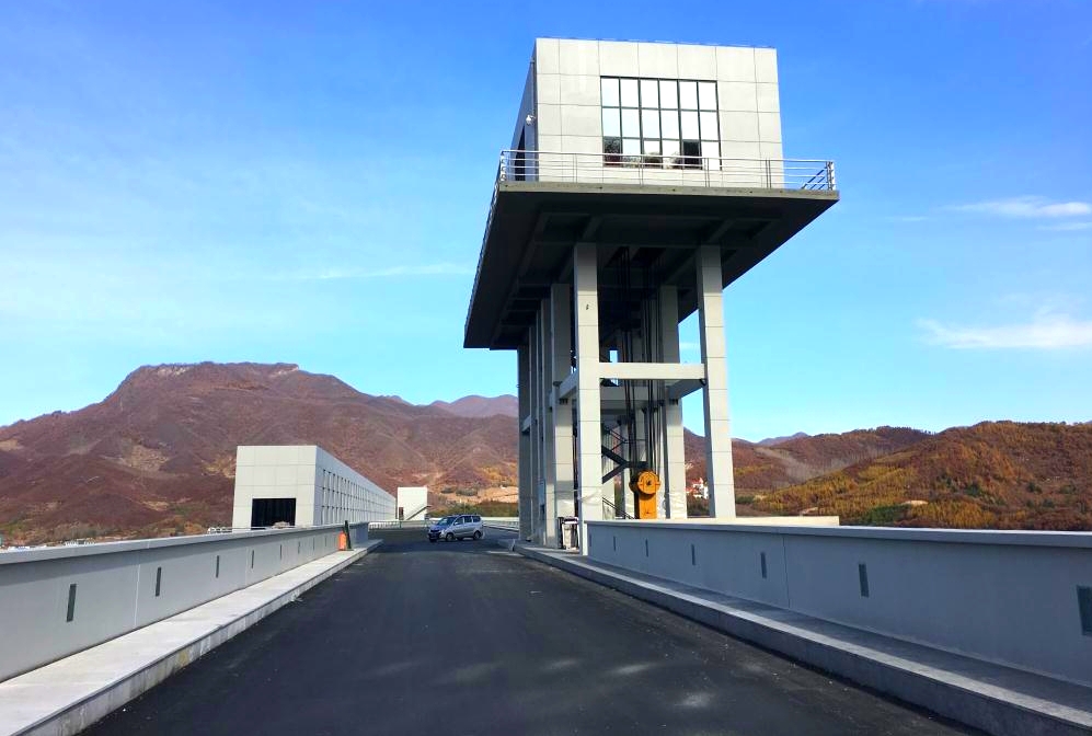 3868la天河总站(集团)股份有限公司 - Make It Possible