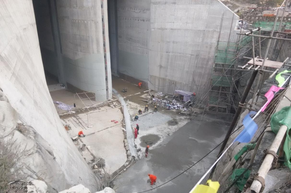 3868la天河总站(集团)股份有限公司 - Make It Possible