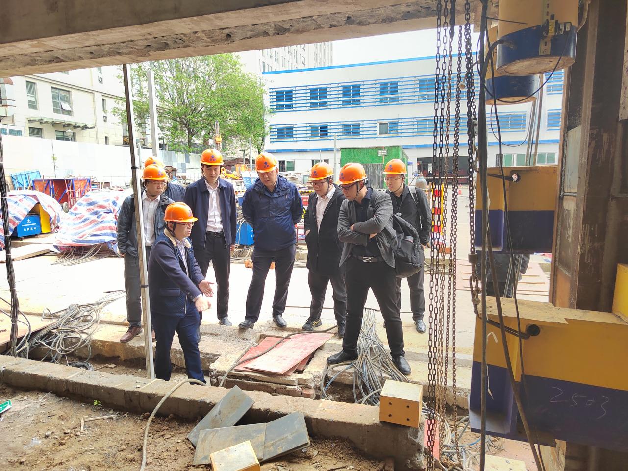 3868la天河总站(集团)股份有限公司 - Make It Possible