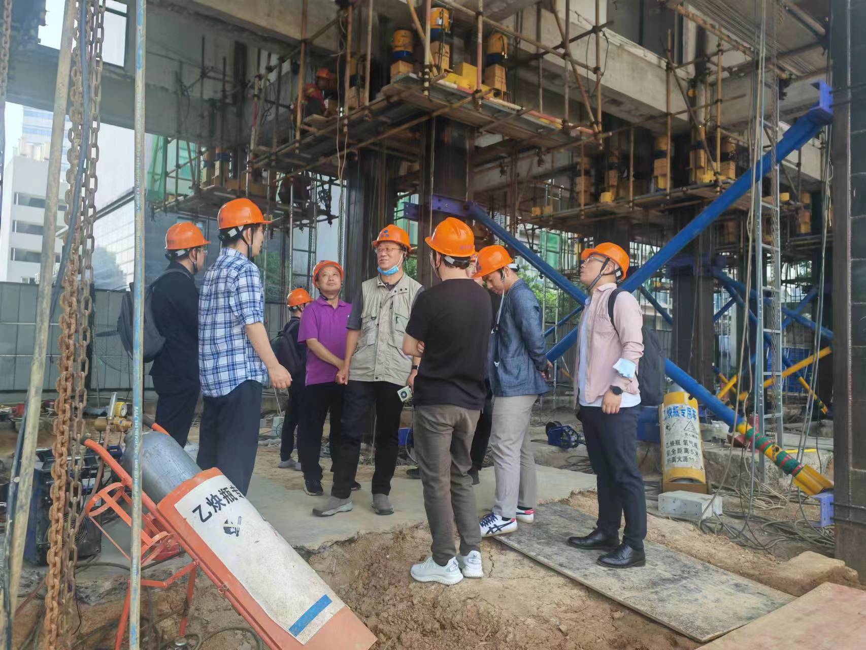 3868la天河总站(集团)股份有限公司 - Make It Possible