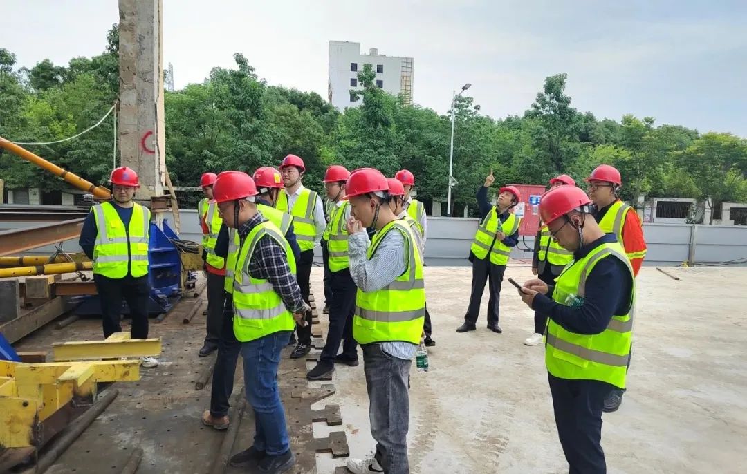 3868la天河总站(集团)股份有限公司 - Make It Possible